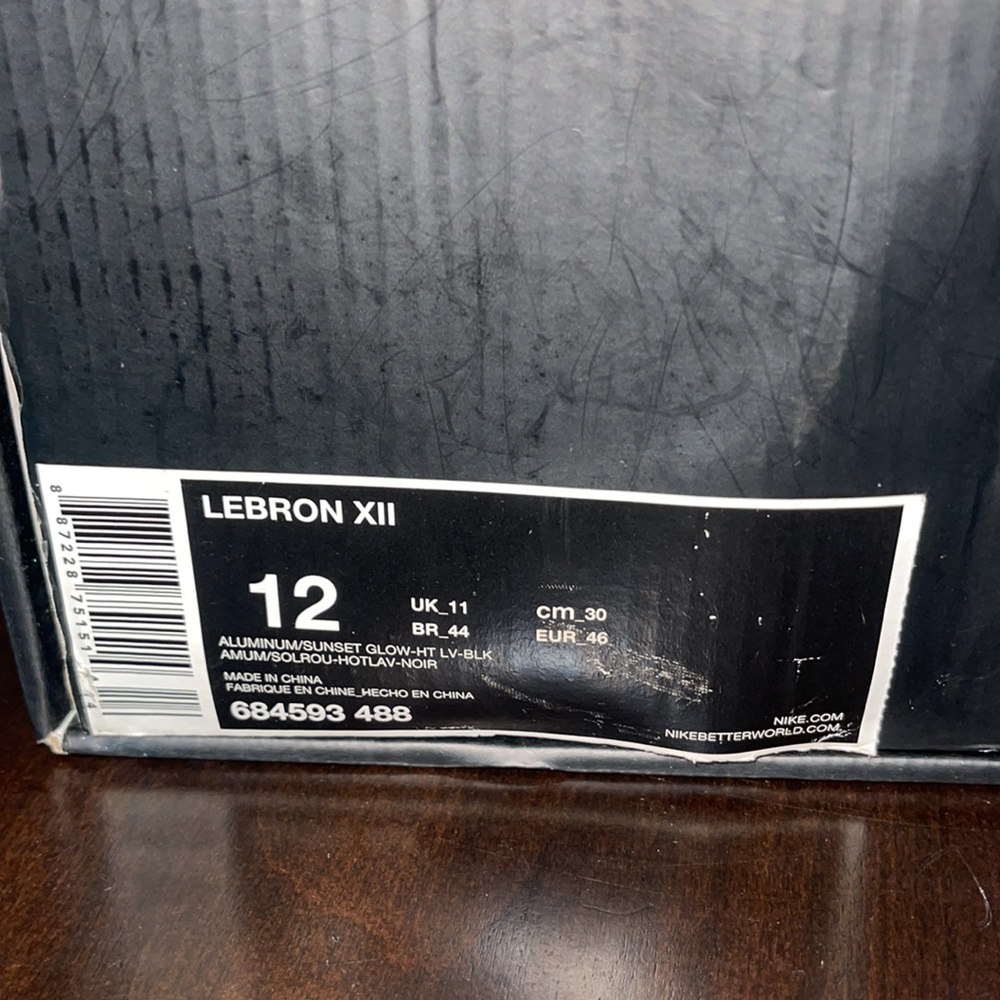 Labron James Xll - Picture 5 of 5